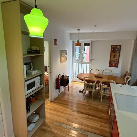 Апартаменты Tiny Place Loud Fun Street *